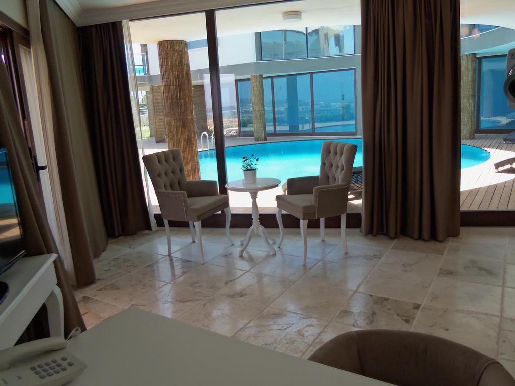 Alacati Cinar Boutique Hotel Phòng bức ảnh